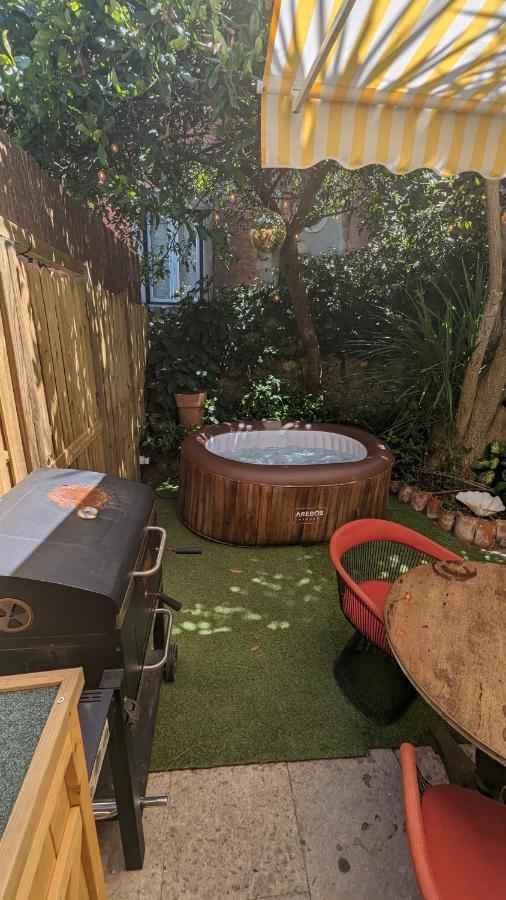 Tiny Smart Home, Private Garden & Outside Jacuzzi. Center Sintra! 외부 사진